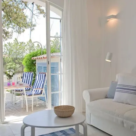Maison D'azur Holiday home